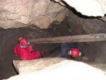 jeskyně V Jedlích - obnovování průlezu do Meandrového dómu