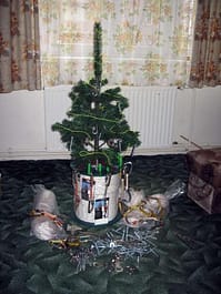 praktický držák vánočního stromečku