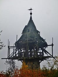 Záchrana osvětlovací věže Petzoldova lomu