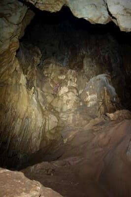 Zasintrovaná propast v jeskyni MT 11