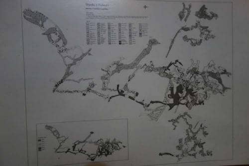 Mapa jeskyně Shpella e Radavcit