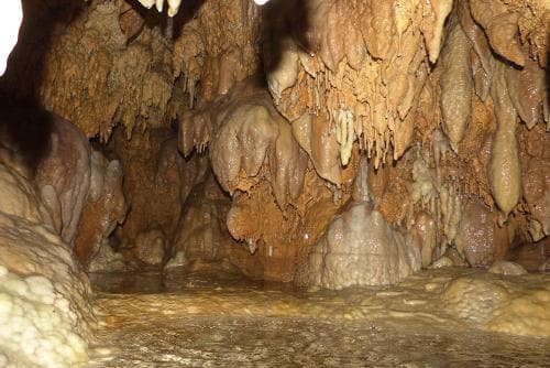 výzdoba druhé síňky v jeskyni U dvou naháčů (foto Šlimec)