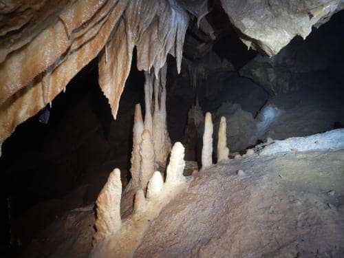 Výzdoba ve Vacska cave